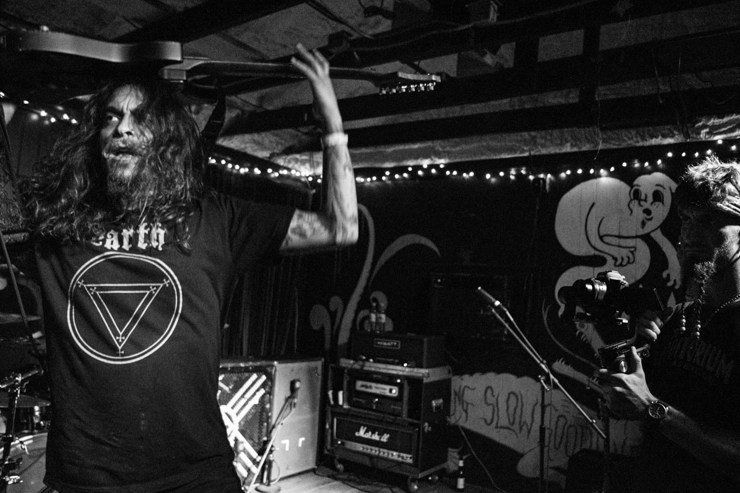 Moon Tooth – JONNYLEATHER | Design & Photography